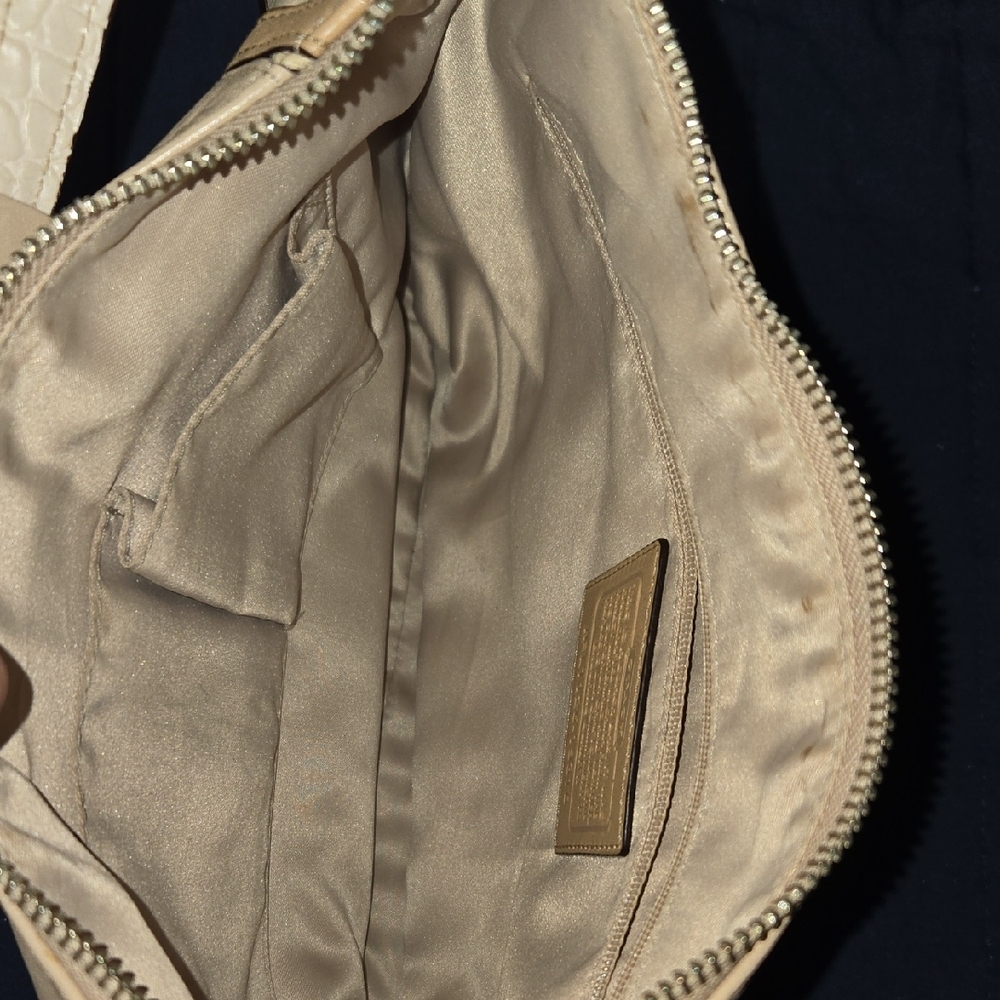 Coach Kristin Hobo Tan Leather Bag - Picture 10 of 13